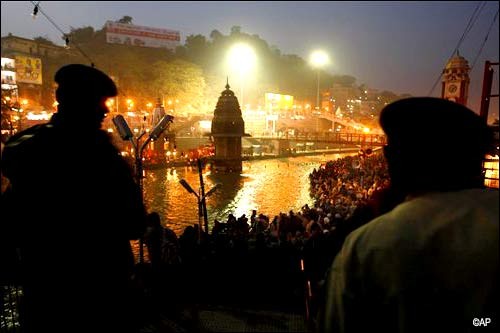 As the night sets in at Haridwar
