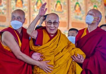 Japanese Buddhists back selection of next Dalai Lama by Tibetans, not China