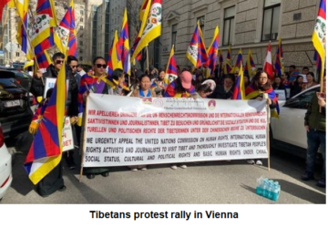 Tibetans stage protest in Vienna
